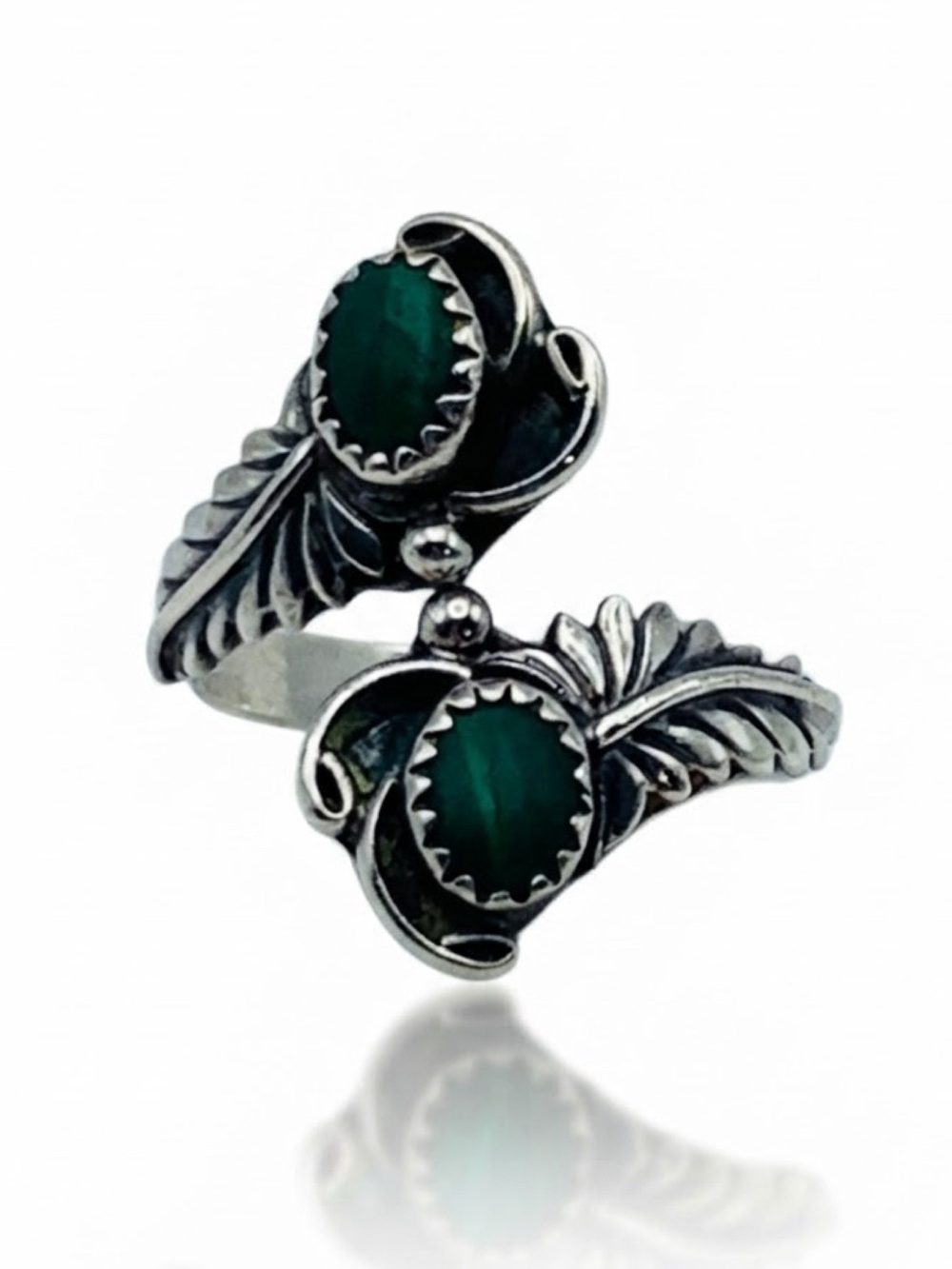 Vintage Navajo Richard Begay Malachite Sterling Silver Bypass Ring Size 7.5